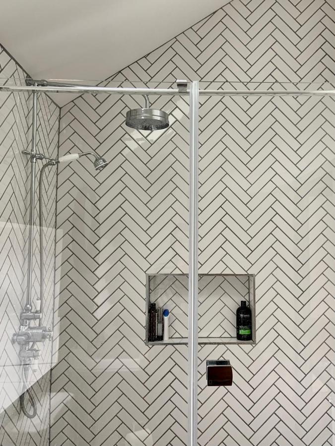 Appartamento 19A Brooks Road Street Esterno foto